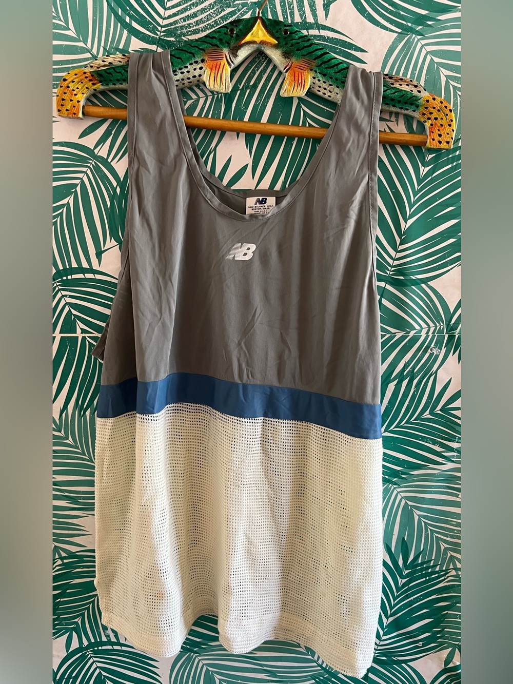 Vintage 1980’s New Balance Grey & White Mesh Tank Top running XL